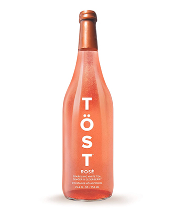 Töst Non-Alcoholic Sparkling Rosé 是 2022 年最好的无酒精葡萄酒之一