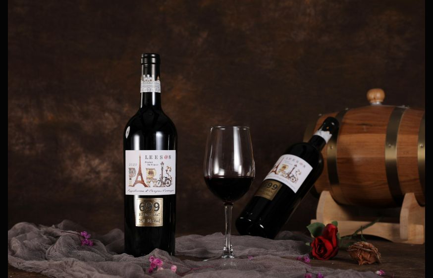 探寻法国佳酿：雷盛LEESON·699干红的魅力之旅